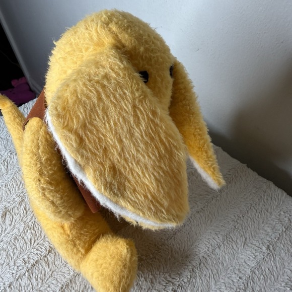 Vintage 1976 Animal Fair Aarty The Aardvark Vest Yellow Plush Stuffed Animal - Picture 6 of 11